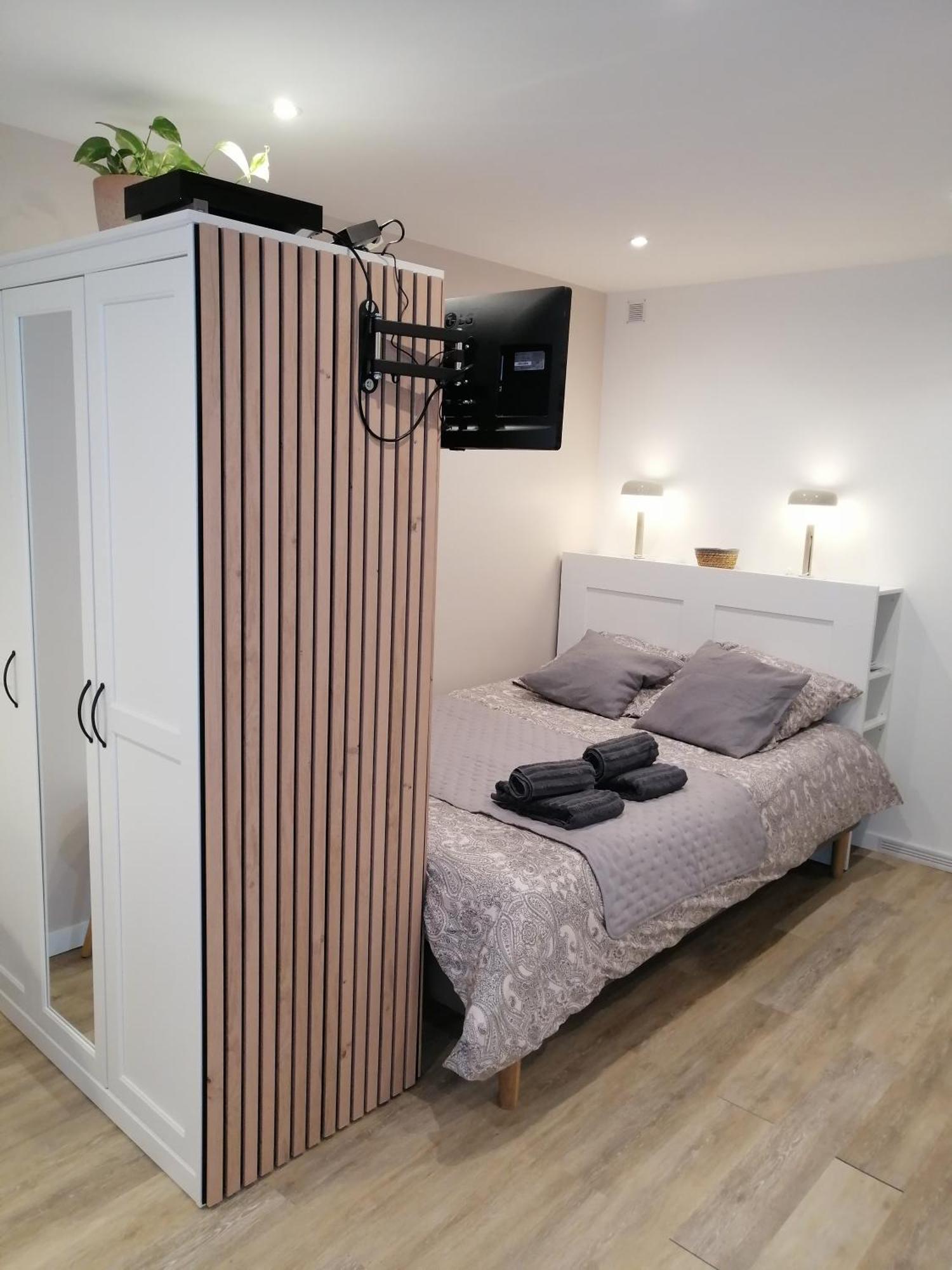Le Vauban, Charmant Studio 5 Minutes Du Chateau 베흑사이으 외부 사진